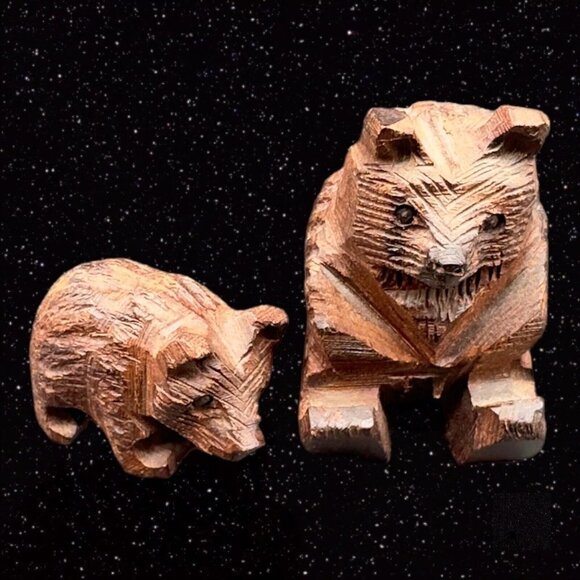 Primitive Hand Craved Mama Bear and Baby Hand Made Wooden Figure 1”T 2”T - Picture 1 of 10